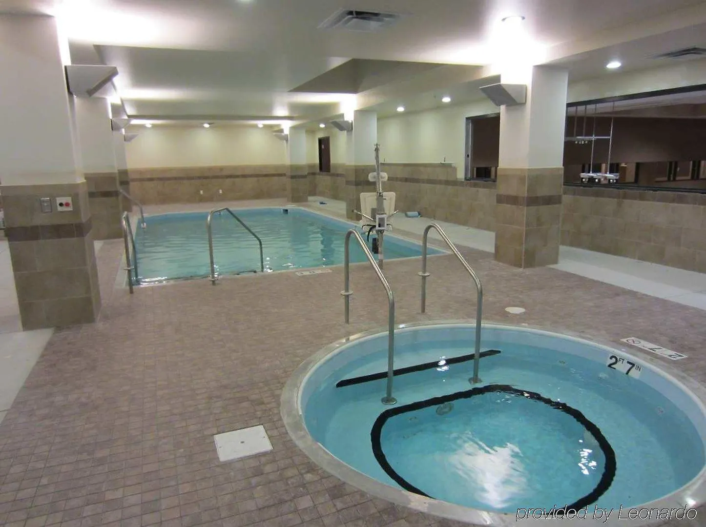 Embassy Suites Saint Louis - Downtown 4*,