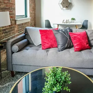 Frontdesk 917 Locust St Apts Downtown St Louis Saint Louis
